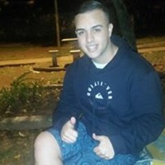 David TavaRes
