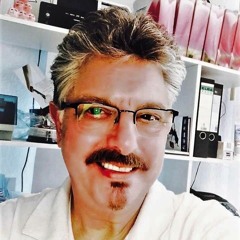 Udo Peters CSSR Studio