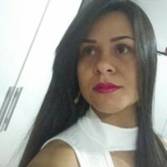 Camila Santana Alvarenga