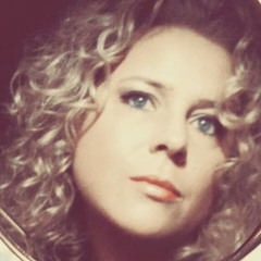 Kelly Kirkland