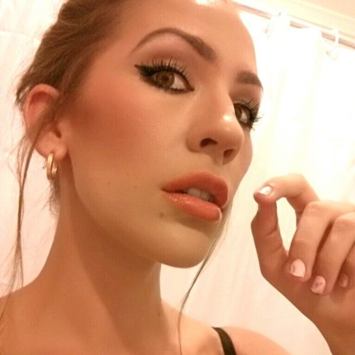 Paula Guerra’s avatar