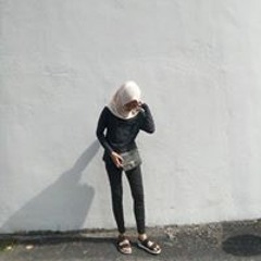 Mimie Zalia