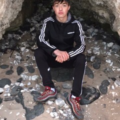 DylanJohnston♔