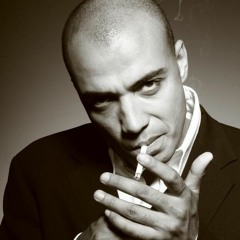 Perry Strong Comedian