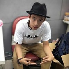 古 呈允