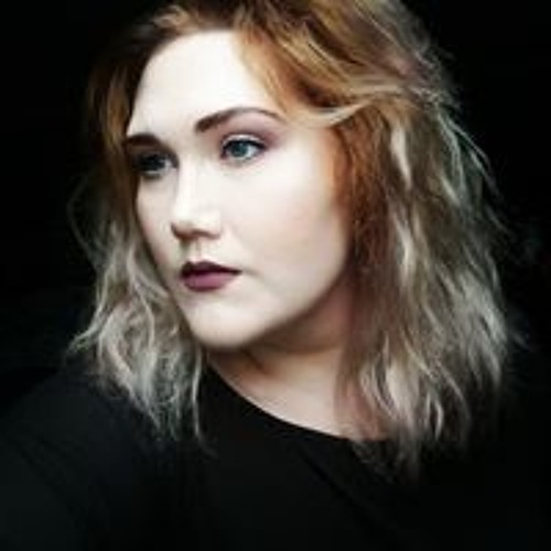 Elizabeth Ennis’s avatar
