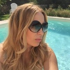 Simona Tesu S Stream