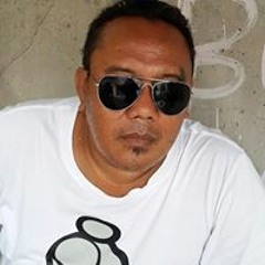 Nengah Paris