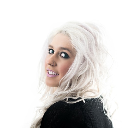 LUX Singer