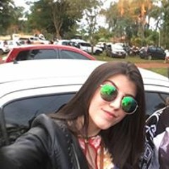 Julia Marcório