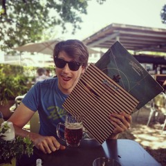 eli tim gee