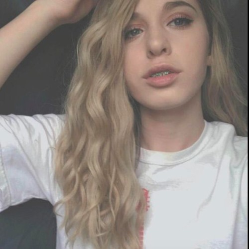 Caelyn Hilton’s avatar