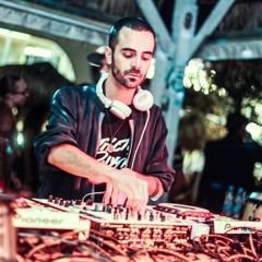 •Zimone•
