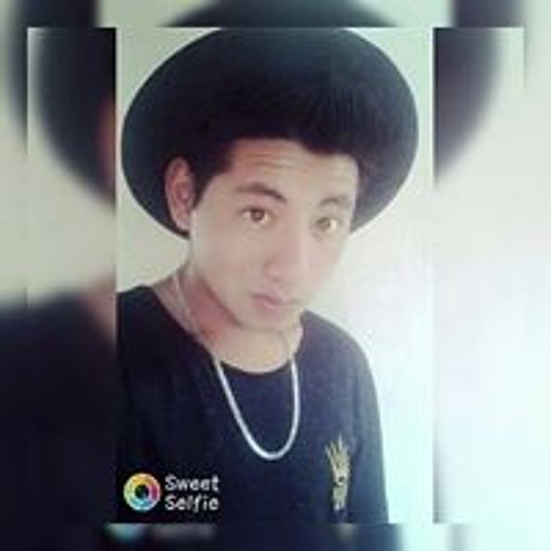 Luis Cz’s avatar