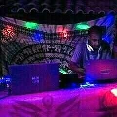 Dj Carlos Constant