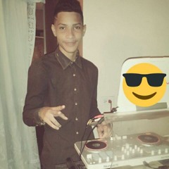 Dj Leonel Salazar..