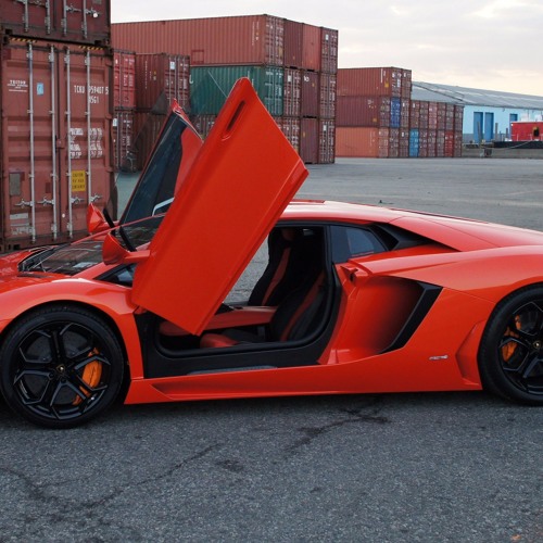 Lamborghini Aventador двери