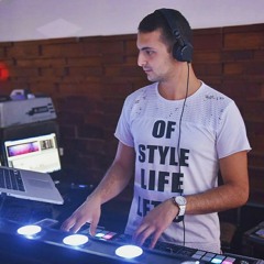 Dj Omri