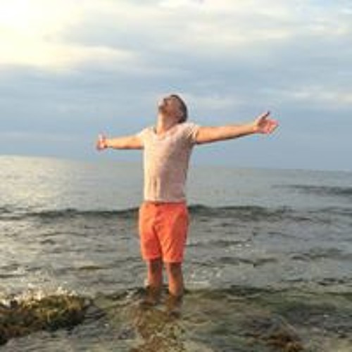 Руслан Власов’s avatar