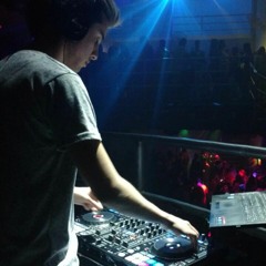 TOMI DJ