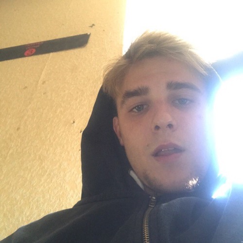 Untitled via the Rapchat app (prod. by Jeffrey)