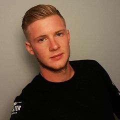jak-mackie