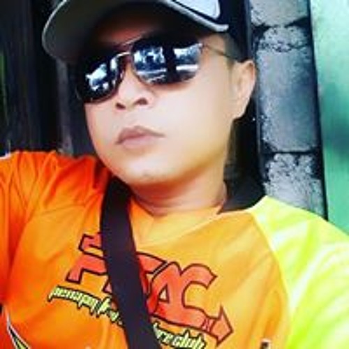 Muchlas Ade Putra’s avatar