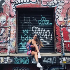 alongcamehaley