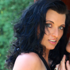 Nicolette Thain