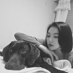 차주홍
