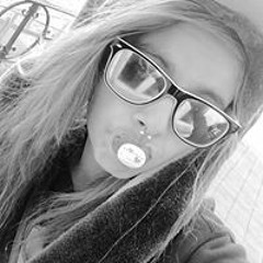 Delia Wolff