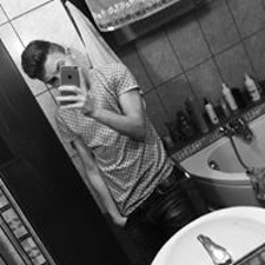 Maciek Tomas