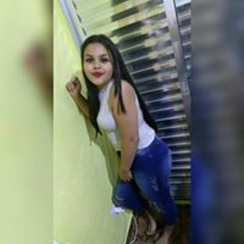 Eduarda Santos’s avatar