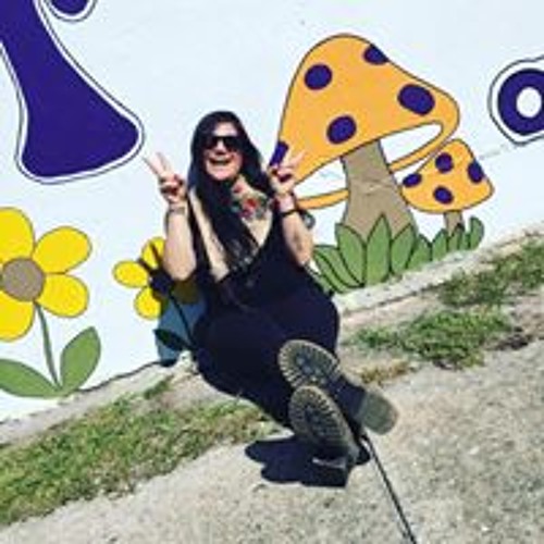 Vanessa Rose Costanzo’s avatar