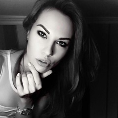 Elizabeth JS.