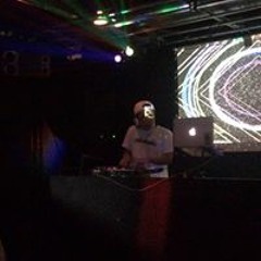 横尾薫