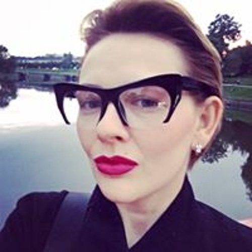 Alena Mati’s avatar