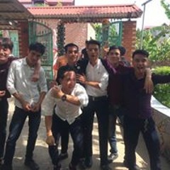 Ngày Càng Xa