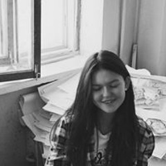 Юля Оломская