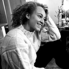 Liva Helvig Manghezi