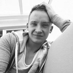 Simon Schmitt