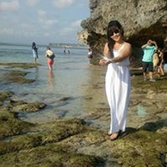 Cece Henny Suryaningrat