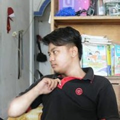 Qhadzafy Von Einzbern