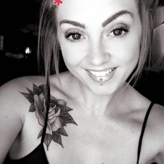 Lynzee Summer Knight