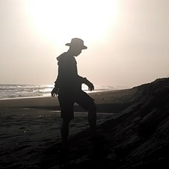 AndhiHer