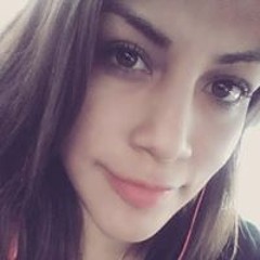 Stella Santa Cruz