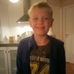 Theo Nielsen