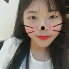 Kim Yi In
