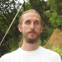 Артем Худолей