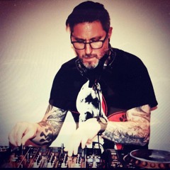 Chris Wolf Mix - Funky Groove Jackin'House Août 2018